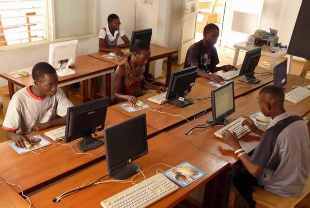 Téléphonie mobile et réduction de la fracture numérique