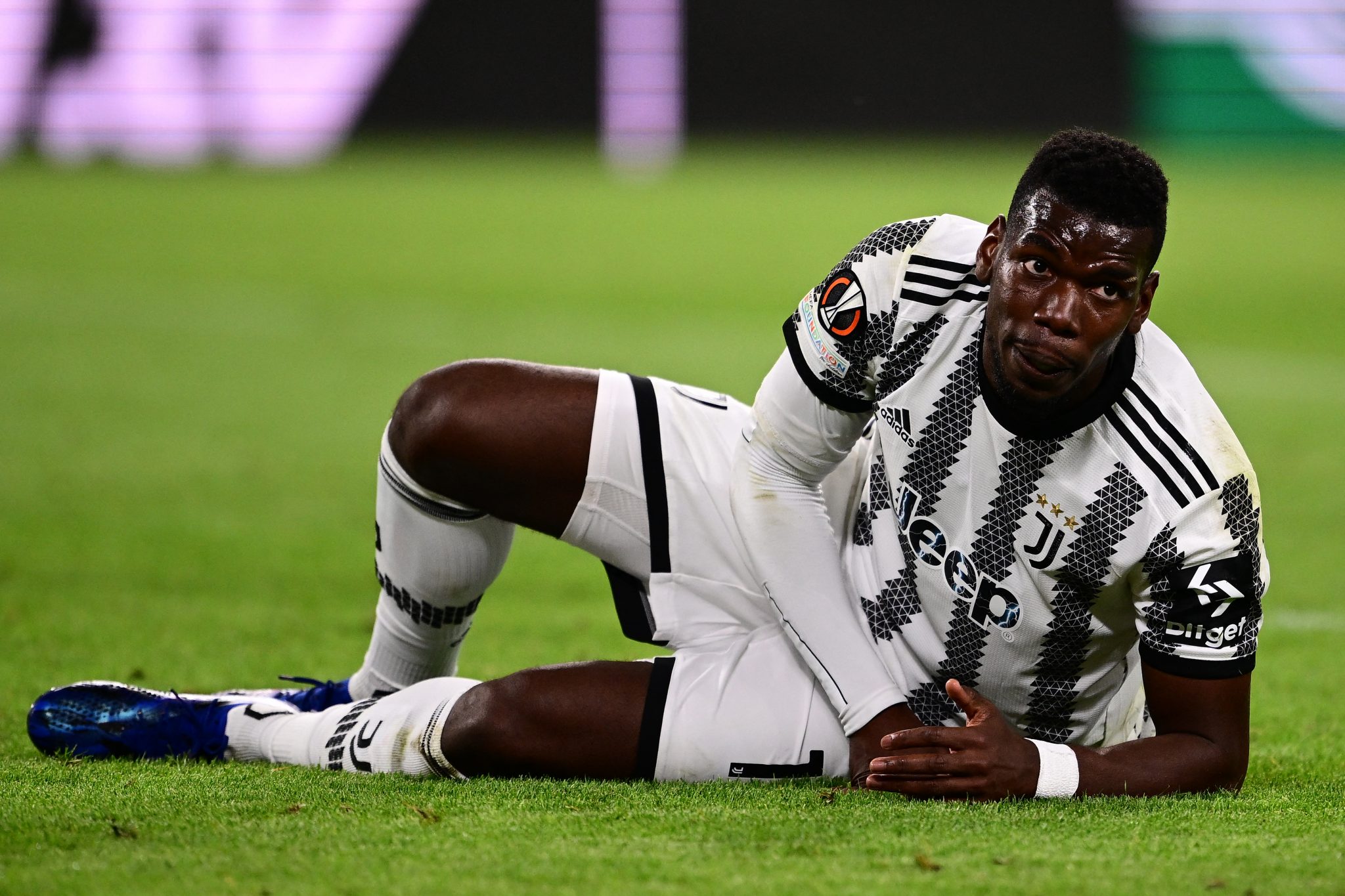 Foot: Paul Pogba, du paradis à l'enfer, Magazine Pages Jaunes