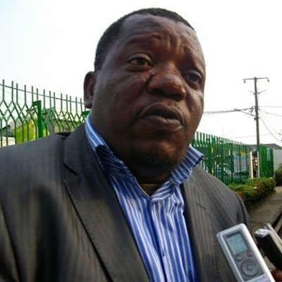 Qui est entrain de jouer avec le feu au Cameroun?