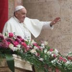 Pâques au Vatican : le pape plaide pour la paix