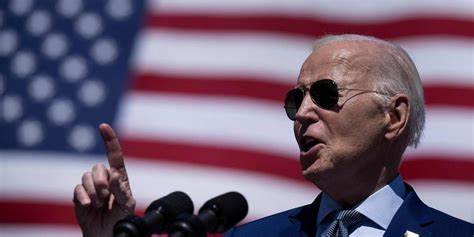 Biden promulgue une loi sur le budget, évitant une paralysie de l’Etat américain