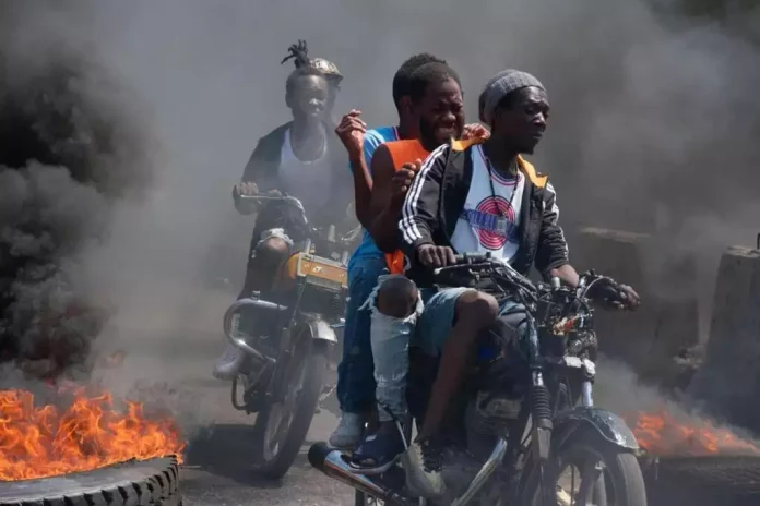 Haïti dans l’attente de nouveaux dirigeants, situation « explosive » à Port-au-Prince