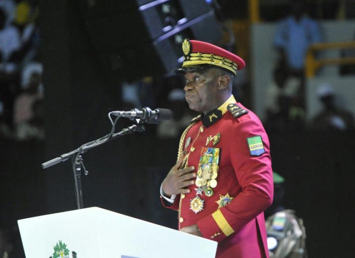 Gabon : le général Oligui ouvre un dialogue national en promettant à nouveau des « élections libres »