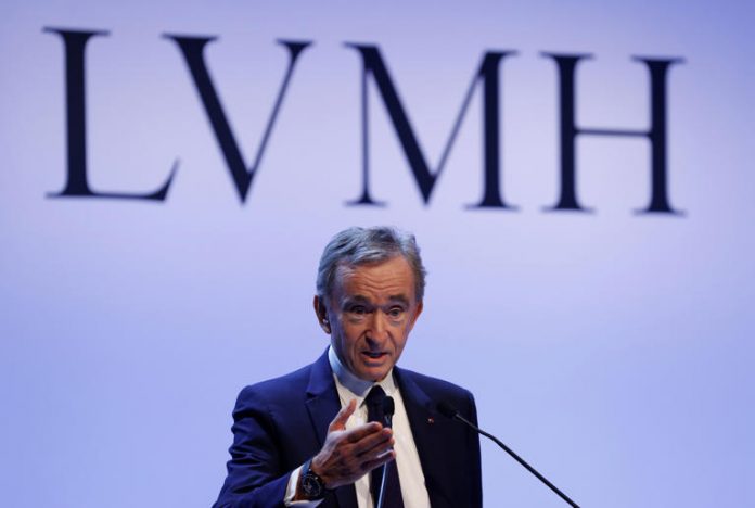 La France compte dix nouveaux milliardaires, Arnault « le plus riche du monde »