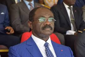 Griotisme : Mouelle Kombi glorifie Paul Biya