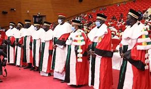 Mali: la Cour constitutionnelle « incompétente » sur la suspension des activités des partis