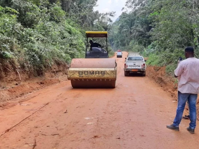 Obsèques du père de Samuel Eto’o: le MINTP veut aménager les routes de Songmbengue-Ngambe