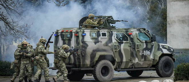 Fuites organisées, révélations, influence: le renseignement fait son coming-out politique