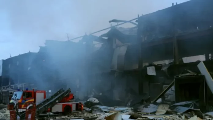 L’Ukraine à la peine dans le nord-est, Poutine justifie son assaut