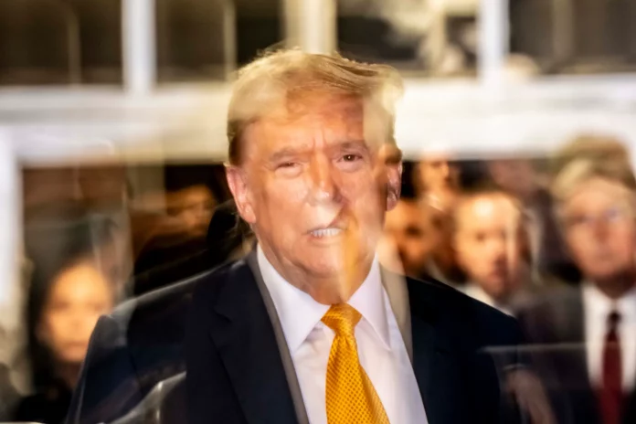 Trump renonce à témoigner à son procès