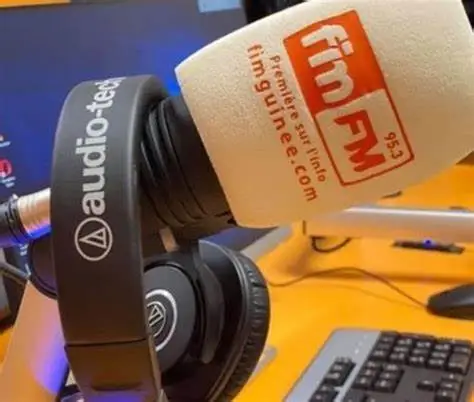 Guinée: une radio censurée par la junte appelle aux dons pour ses employés