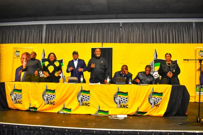 Afrique du Sud: le président Ramaphosa réélu, gouvernement de coalition en vue