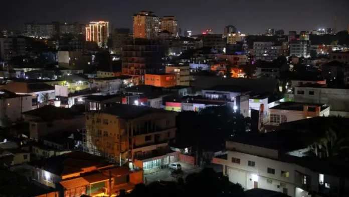 Ghana: les coupures électriques se multiplient, les Ghanéens s’agacent