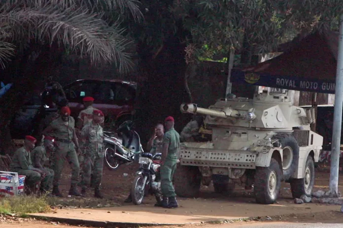 Guinée: le Premier ministre refuse de s’engager sur une date de fin du régime militaire