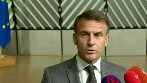 Législatives en France: la campagne s’achève, le second tour déjà dans les esprits