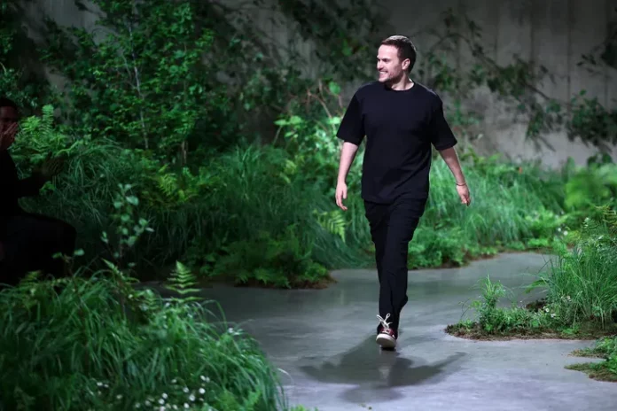 L’homme Gucci, entre luxe artisanal italien et liberté de mouvement