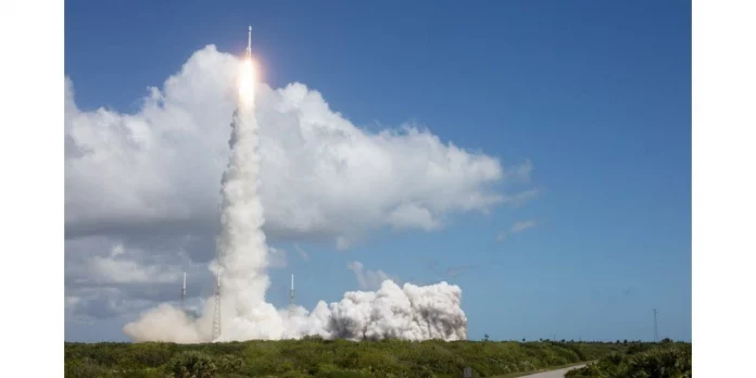 Le vaisseau Starliner de Boeing s’est amarré à l’ISS avec ses premiers astronautes