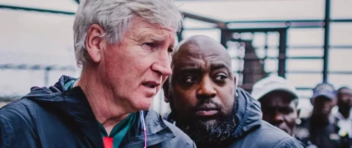 La guerre des staffs s’exporte à Luanda