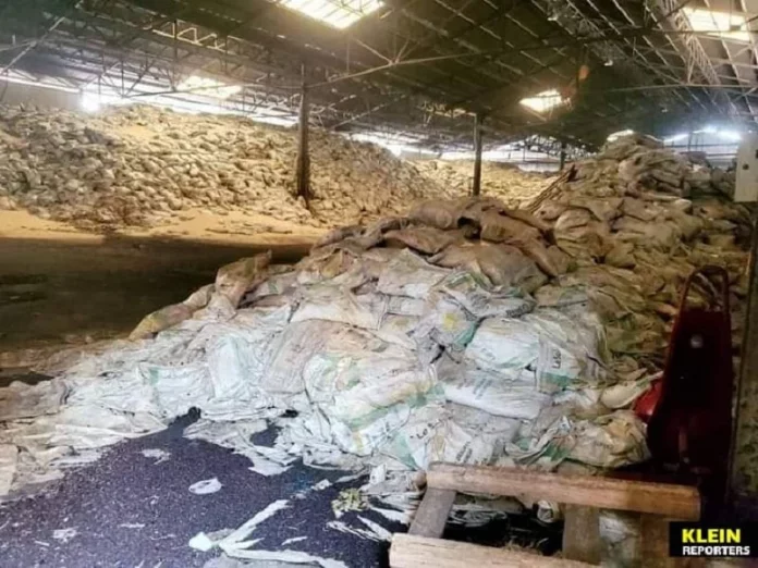 Riz avarié : le patron d’une société aux arrêts