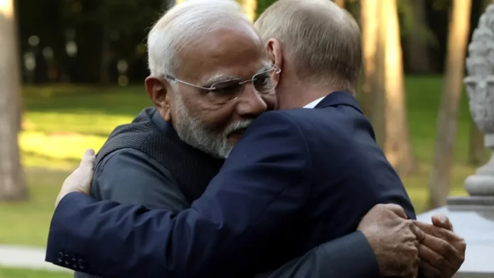 Au Kremlin, Modi dit à Poutine que « la guerre ne résout pas les problèmes »