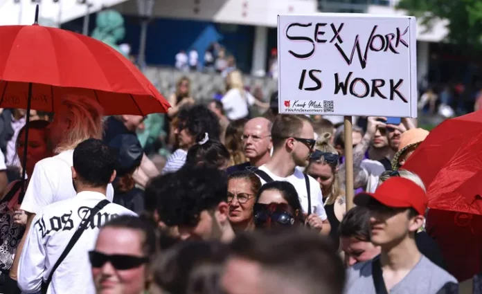 Prostitution: la CEDH valide la pénalisation des clients en France