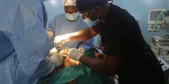Chirurgie plastique et reconstructive : l’hôpital Laquintinie de Douala en campagne