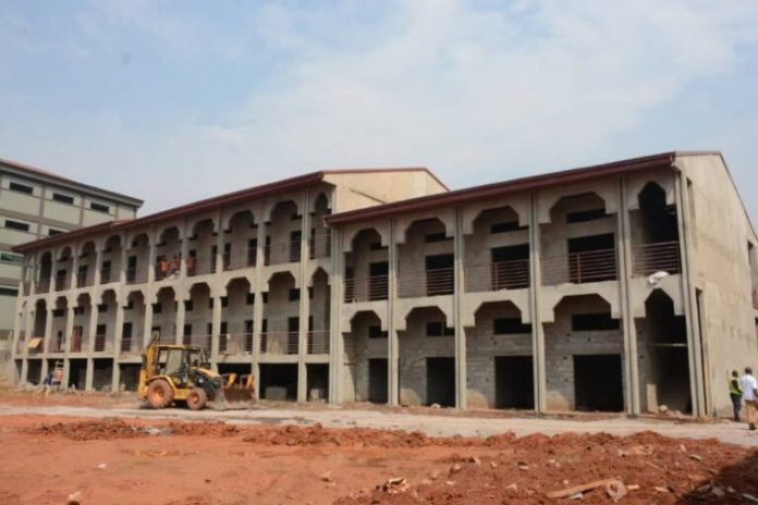 Les commerçants relogés dans le nouveau marché de Mokolo