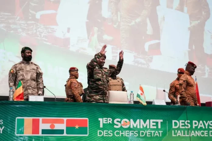 Burkina: au moins 5 magistrats « réquisitionnés » par l’armée dans la lutte antijihadiste