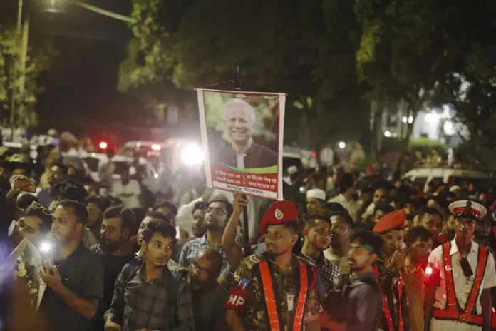 Bangladesh: Mohammad Yunus se promet de relever le défi d’un retour à la démocratie