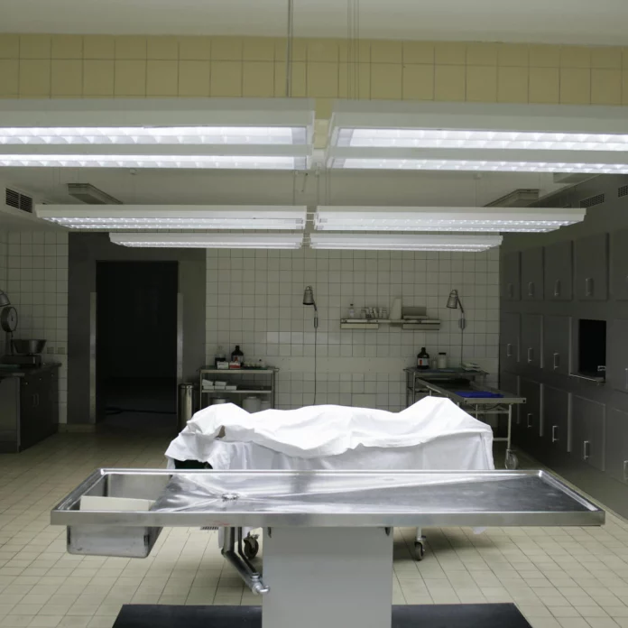 Seize corps non identifiés abandonnés à la morgue de l’hôpital de district de Bafia