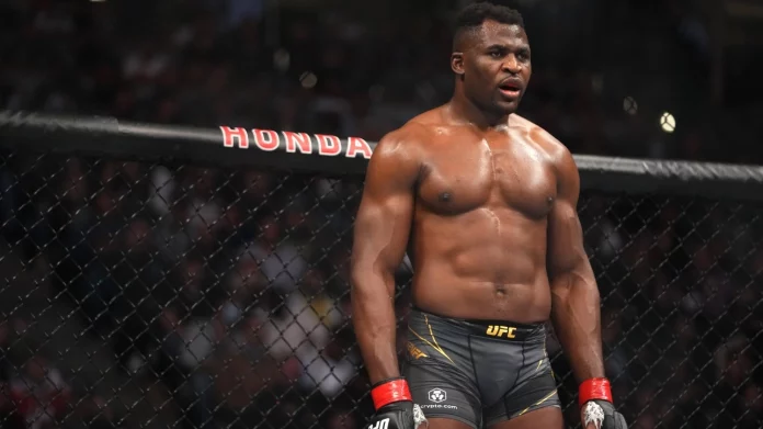 MMA: Ngannou de retour dans la cage pour « rendre hommage » à son fils décédé
