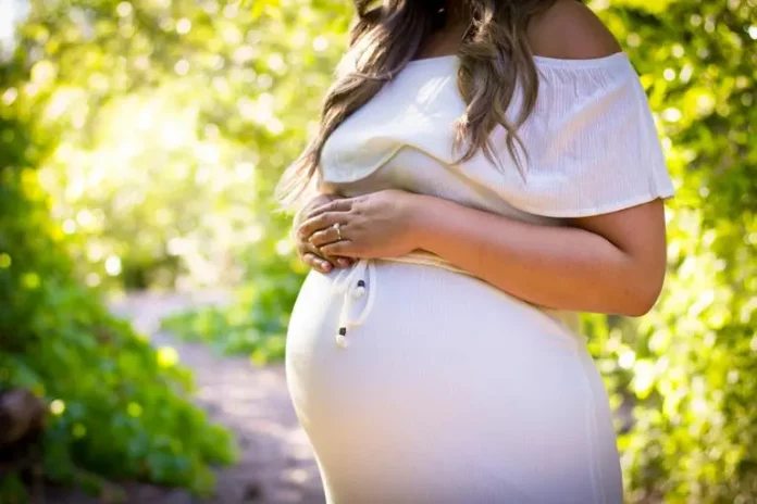 Sur les réseaux sociaux, les remèdes « miracle » contre l’infertilité en plein essor