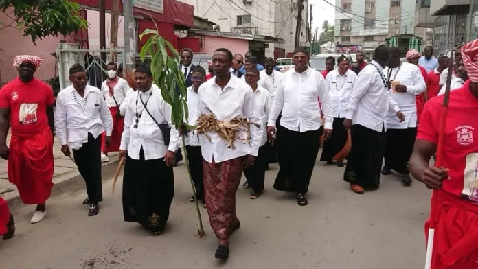 Yaoundé: les enjeux de la tournée du Dr Louis Din Dika