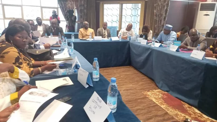 Lutte contre le VIH/Sida : la mobilisation tout azimut