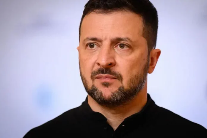 Ukraine: Zelensky aux Etats-Unis pour y présenter son « plan de la victoire »