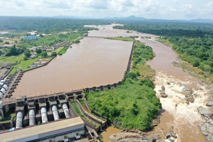 La destruction de plusieurs ponts suite aux fortes pluies dans la sanaga maritime suscite une réunion de crise.
