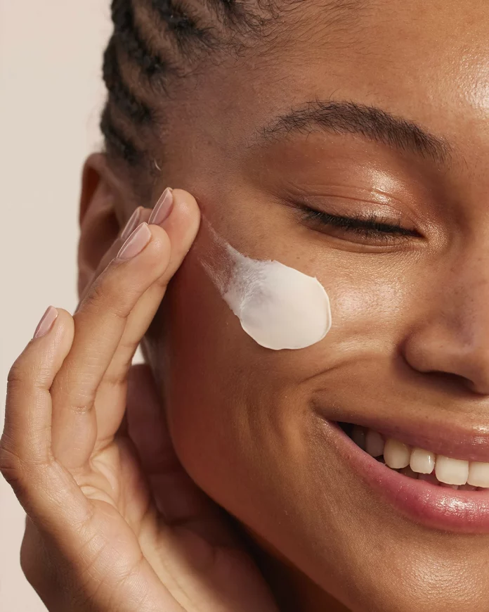 Lait corps, crème hydratante ou baume : quels soins choisir ?