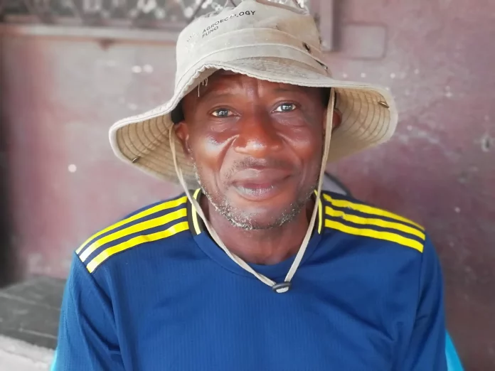 Emmanuel Elong Mbonjo « Les produits plantés avec des engrais foliaires pourrissent très vite. Or sans engrais, on peut conserver des aliments plus de 6 mois…»