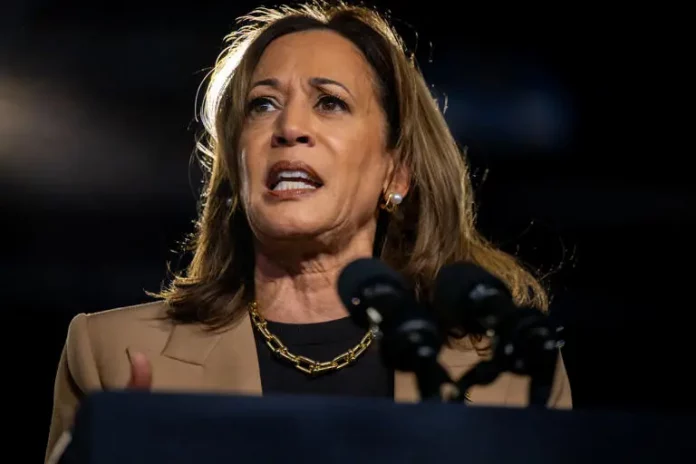Trump diabolise les migrants, Harris creuse son sillon centriste
