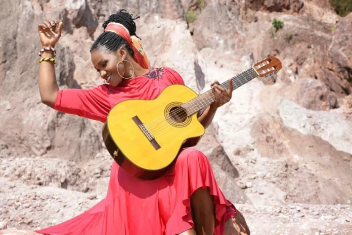 Kareyce Fotso interpelle Mbarga Nguele après son coup de gueule sur l’état des routes