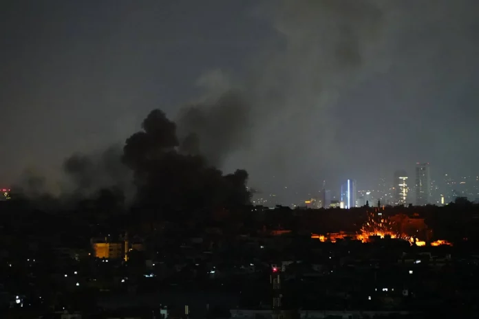 Des combats opposent le Hezbollah et Israël dans le sud du Liban, la banlieue de Beyrouth bombardée