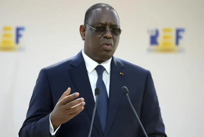 Sénégal: Macky Sall, un ancien président en télécampagne