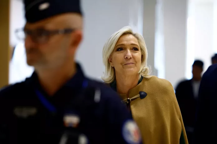 France: prison ferme requise contre la cheffe de l’extrême droite Marine Le Pen