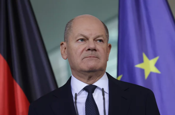 Pression croissante sur Olaf Scholz : une coalition en péril