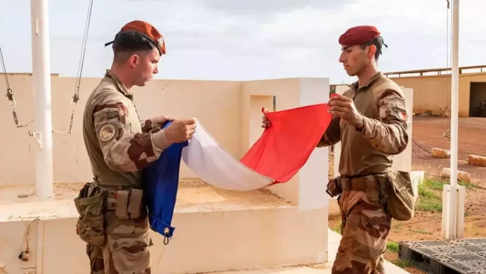 Tchad et Sénégal: Paris trébuche de nouveau dans sa « réorganisation » militaire en Afrique