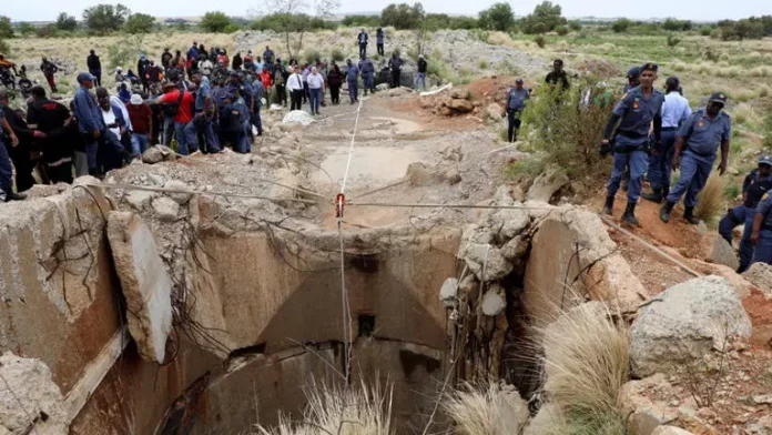 Afrique du Sud: l’enfer sous terre des mineurs clandestins cernés à Stilfontein