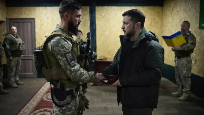 L’Ukraine tire des ATACMS contre la Russie, Moscou promet une réponse