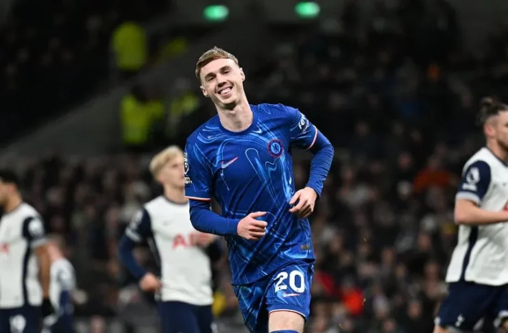 Chelsea prend l'avantage sur Arsenal après une victoire clé
