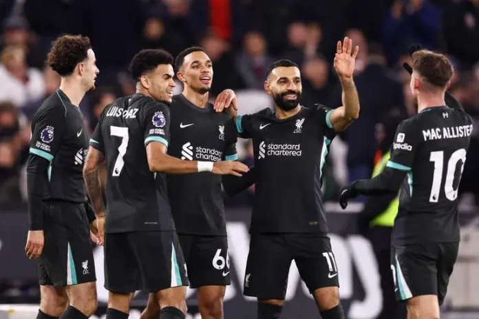 Angleterre: Liverpool cinq étoiles, Manchester City revit