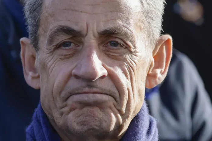 France: Sarkozy, un boulimique de la politique englué dans les affaires judiciaires